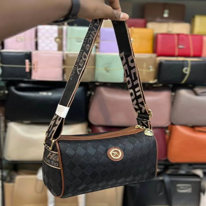 Cylinder Lightweight Bag (Black)