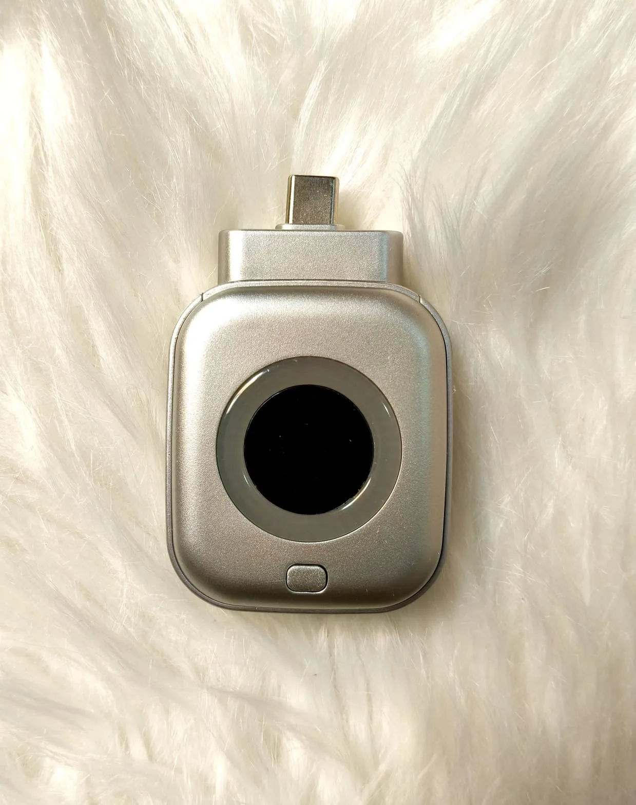 Auto Eject & Battery Protection-Type-C Charging Separator