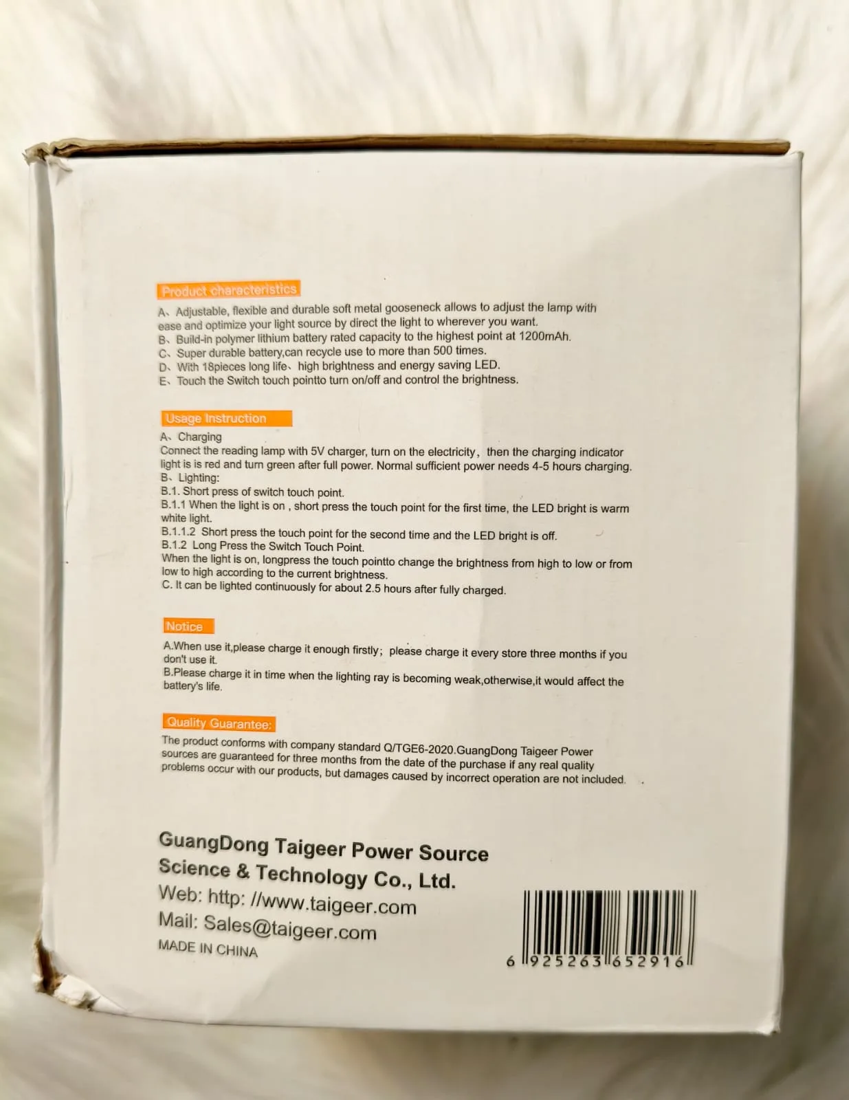 YAGE YG-T034 Rechargeable Portable LED Reading Lamp